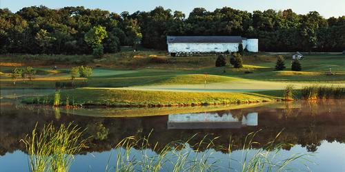 Barn Hollow at Hawks View Golf Package